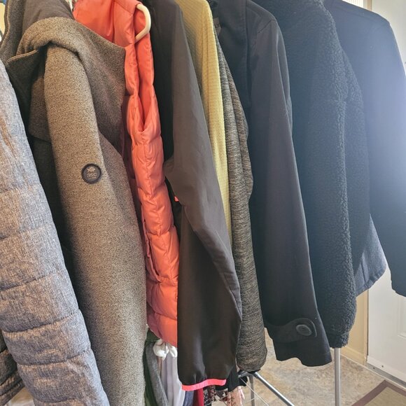 "ALOT OF CLOTHZ" - Picture 6 of 14